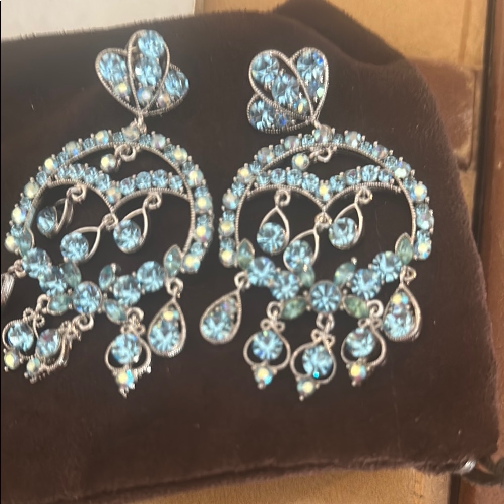 Elegant Blue Crystal Chandelier Earrings